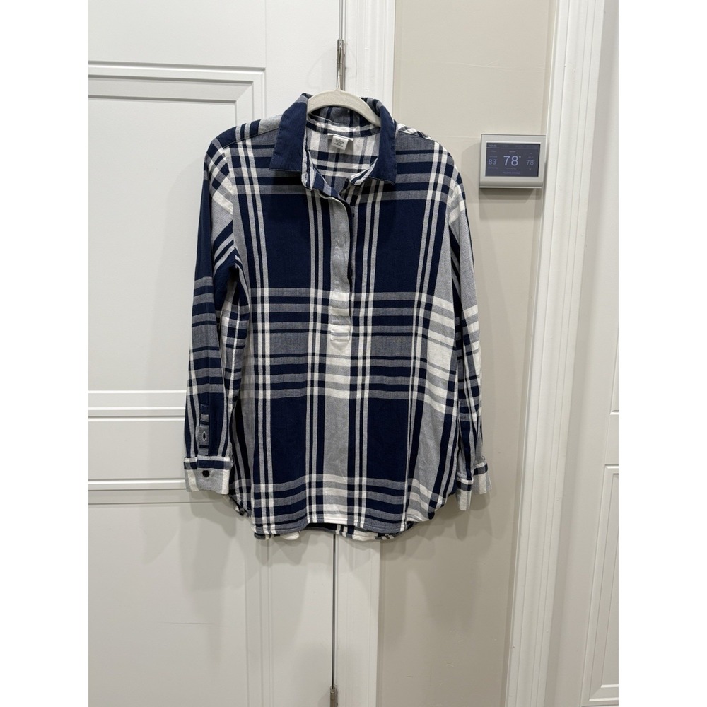Liz Clairborne Women's Long Sleeve Plaid Blue and White Shirt Size L